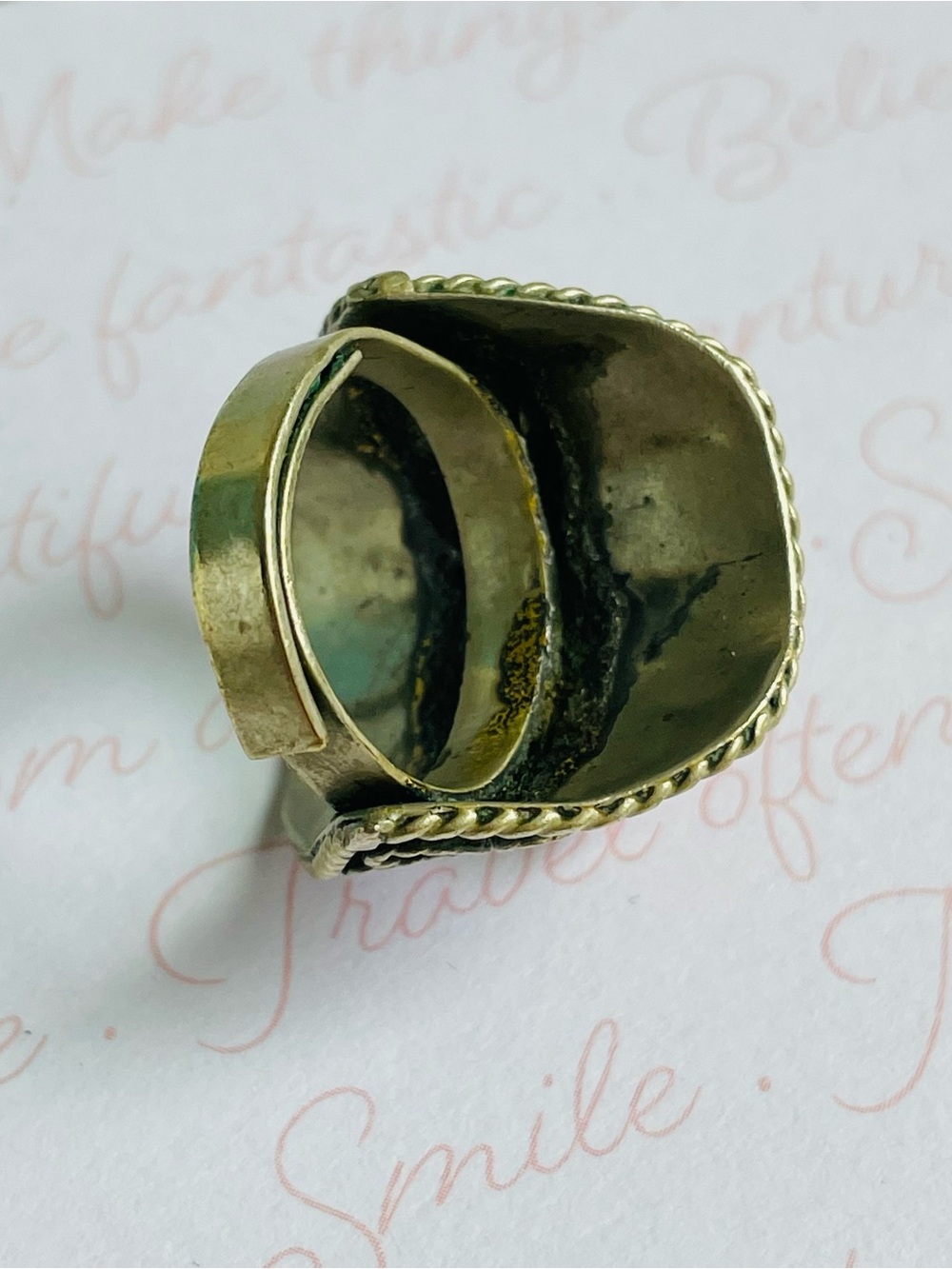 Vintage Artisan Red Agate Stone Ornate Filigree Silvertone Ring - Picture 3 of 3